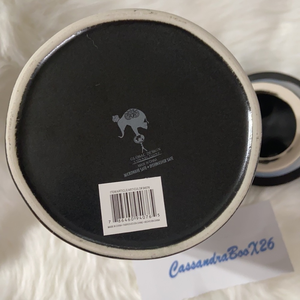 🖤SATURDAY SALE🖤Halloween Spider Canister - Picture 3 of 5